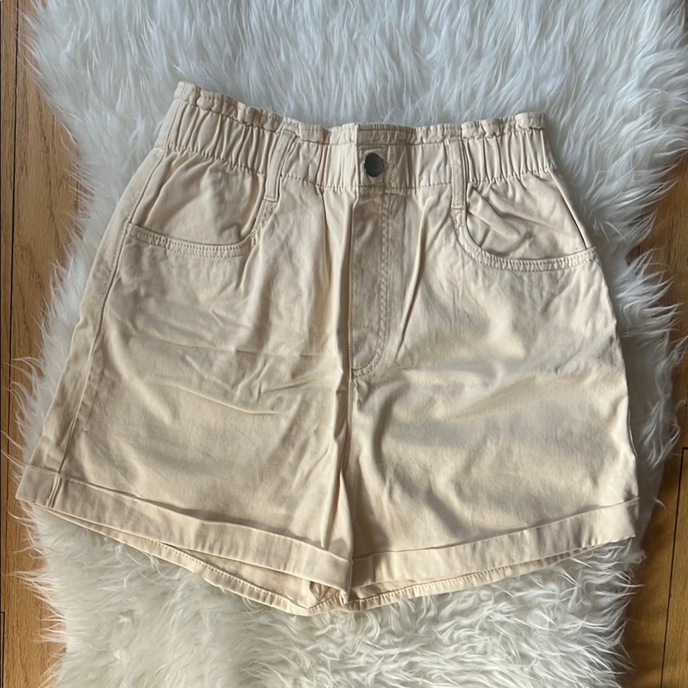 H&M Cream High Waist Shorts with Elastic Waistband